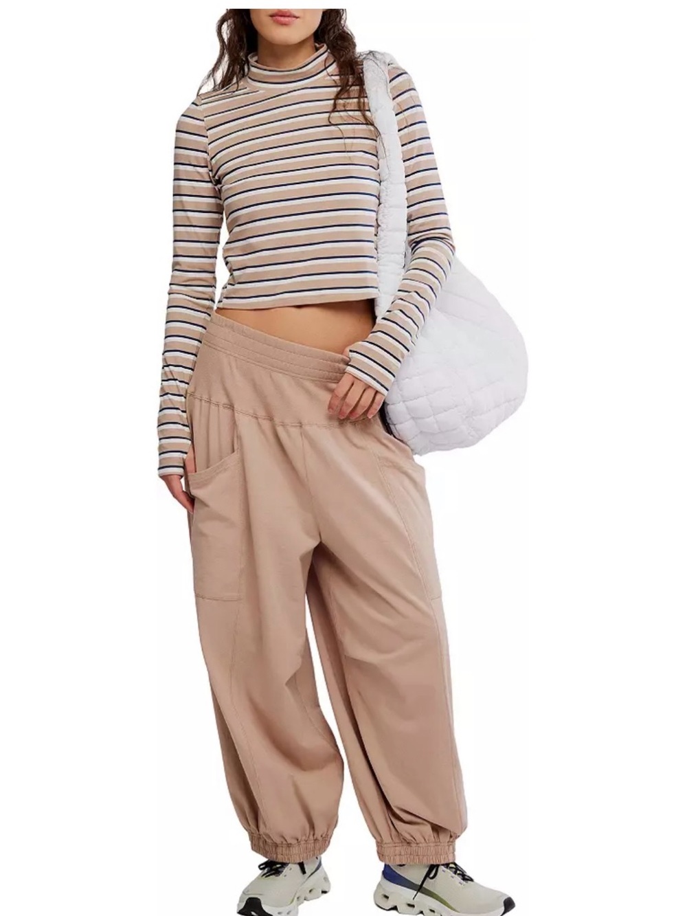 FP Movement Women's Up In The Air 2-Piece Set - tan and navy combo Size M - Picture 3 of 7